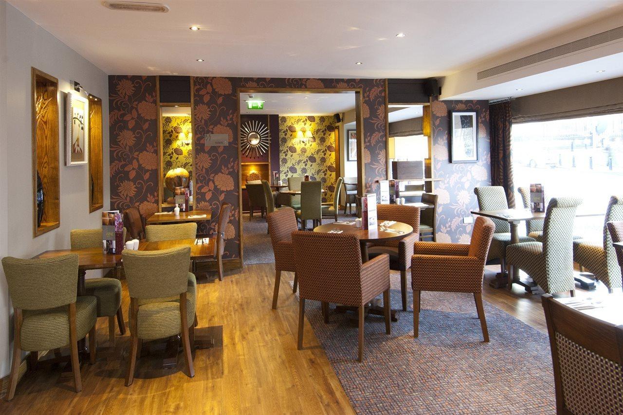 Premier Inn Bradford Central Exteriör bild