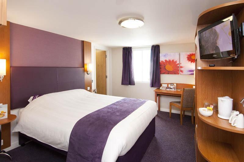 Premier Inn Bradford Central Exteriör bild